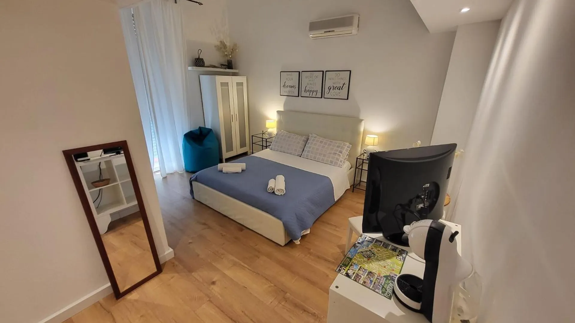 Bed and Breakfast Living Cagliari Frühstückspension